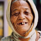 Vietnami vana naine